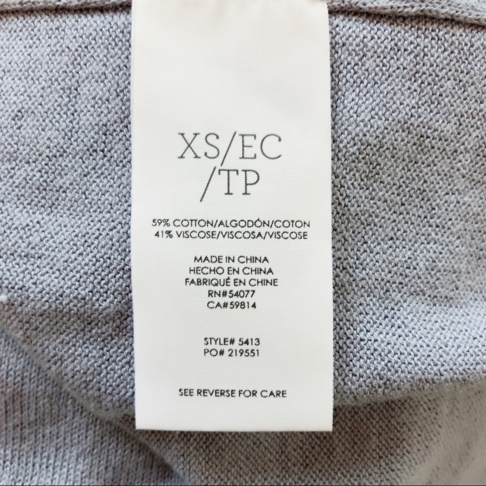 Cabi Cassidy Lightweight V-Neck Sweater Size XS - Picture 6 of 7